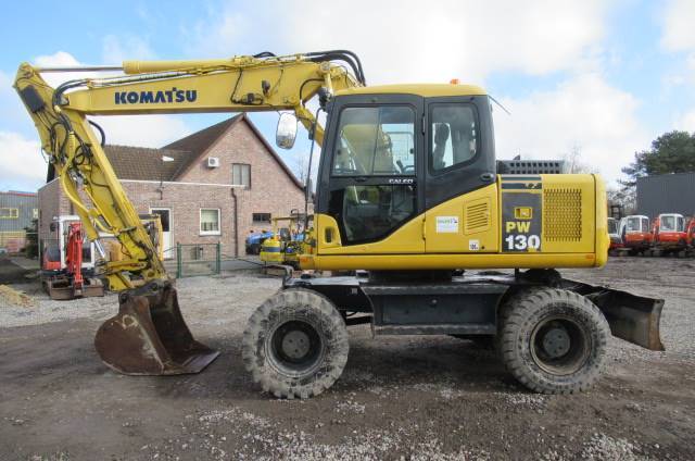 Komatsu PW 130-7 K